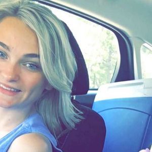 Meet your Posher, Molly nichole